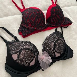 2 32A Bras- 1 push up & 1 bombshell